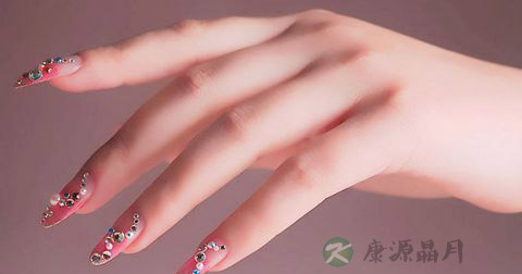 冬天冻疮护理_手上长冻疮怎么办