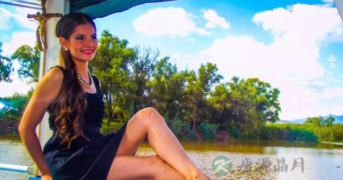 立正靠墙站 塑造亭亭女人 立正靠墙站 塑造亭亭女人