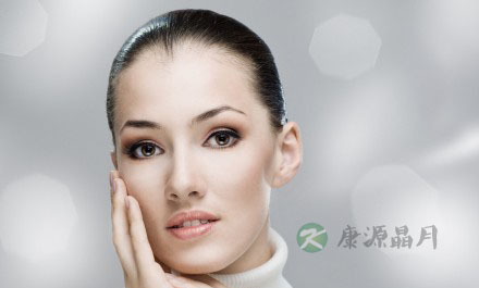 女性美容: 秋日护肤新主张 女性美容: 秋日护肤新主张