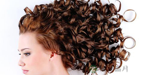 伏卧+抬腿轻松打造美臀