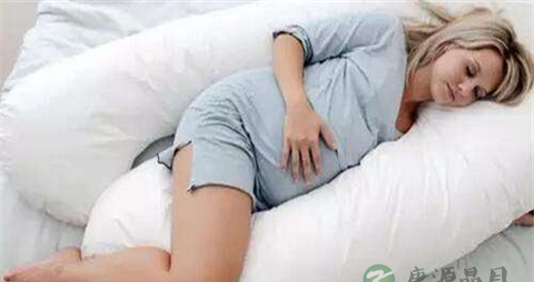孕妇必须左侧睡吗