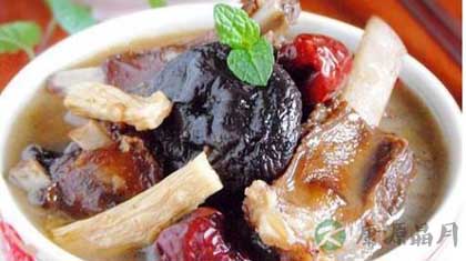 孕妇不能吃的八种食物