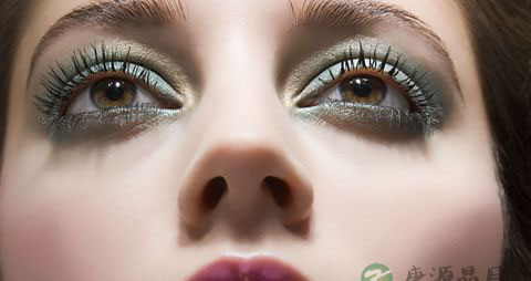 准妈妈出行要防晒 孕妇可以擦防晒霜吗