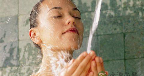 产妇产后多久能洗澡？