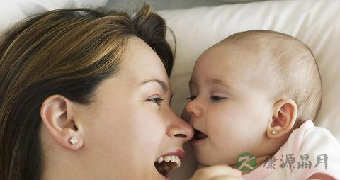 捂月子中暑身亡！产妇坐月子常见的8大误区