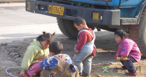 孩子穿开裆裤有什么坏处