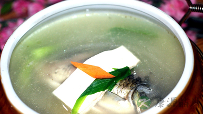 鲫鱼豆腐汤的家常做法