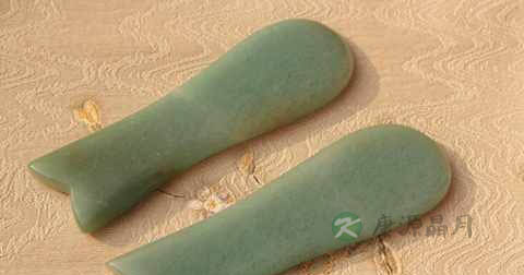 怎么用用玉按摩脸