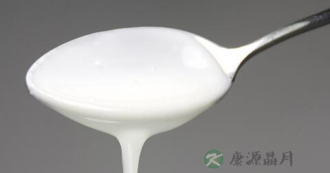 怎么用酸奶按摩脸