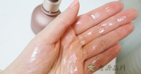 怎么用精油按摩脸部