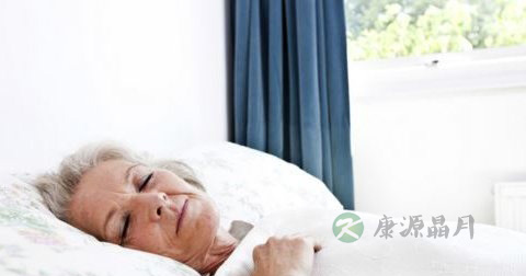 出现中风时吃安宫有用吗