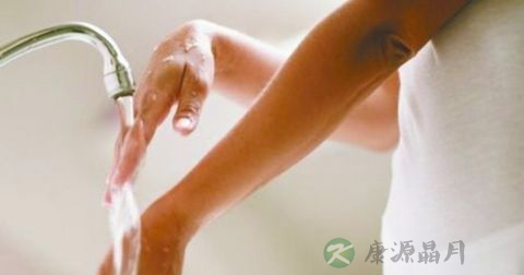 开水烫了怎么办