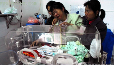 迷团!早产儿鼻饲致死亡 迷团!早产儿鼻饲致死亡