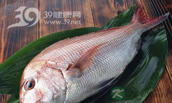 女性：多吃“肥鱼”能防肾癌