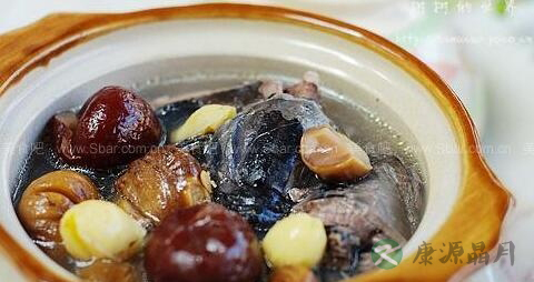 老人血压低吃什么能补上来