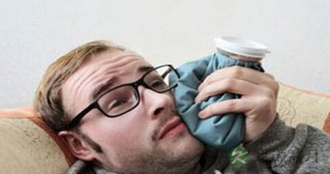 智齿冠周炎不能吃什么，智齿冠周炎的注意事项