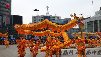 春节为什么舞龙 揭秘由来及传说