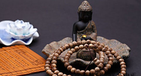 鸡本命年佩戴什么好