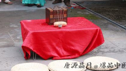 七夕习俗：喜蛛应巧预兆好姻缘