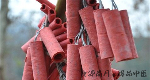 过年放鞭炮的来历 过年放鞭炮的来历