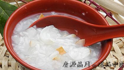 秋分喝什么粥 六款养生粥滋阴润肺