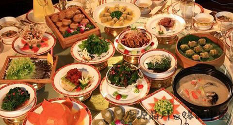 结婚第一年过年习俗