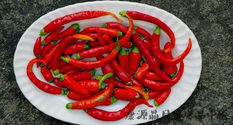 本命年红绳带哪只手
