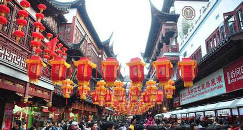 上海大年初四吃什么