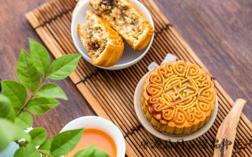 八月十五是中秋吗