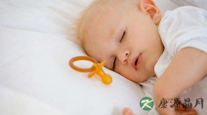 宝宝夏天用什么枕头 宝宝夏天用什么枕头