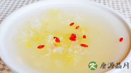 秋季手脚脱皮怎么办