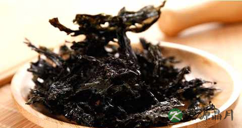 银耳炖梨冬天能喝吗