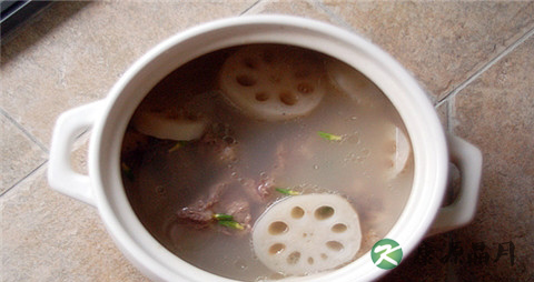 冬天养生多吃藕