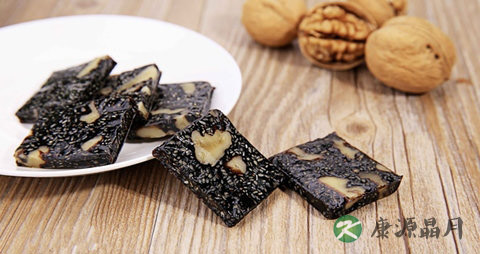 冬季吃阿胶糕好吗