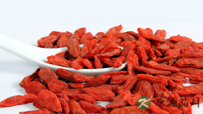 枸杞泡水喝的4大功效