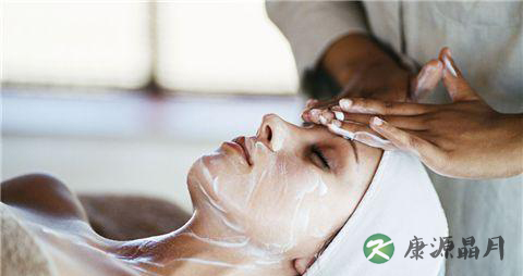 中医推荐面部按摩养生