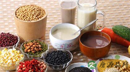 秋天怎么护理头发 头发干燥吃什么 秋天怎么护理头发 头发干燥吃什么