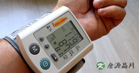 高血压会引起鼻炎吗 高血压会引起鼻炎吗