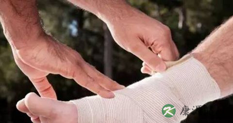脚踝扭伤的治疗