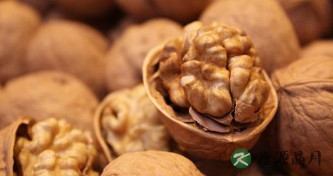 男生冬天手冷吃什么