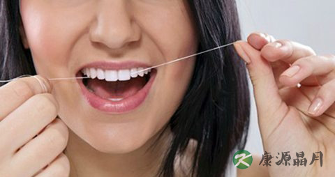牙线的正确使用方法