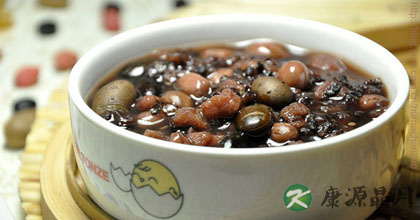 早餐吃什么减肥？营养健康早餐粥