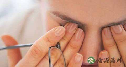 右眼皮跳是怎么回事