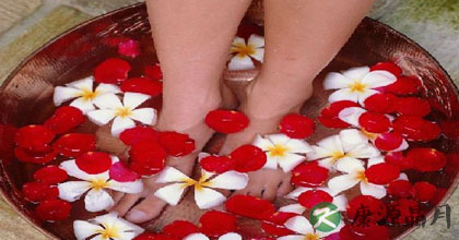 女性经期可用中药泡脚吗