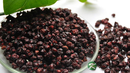 五味子泡水喝的功效