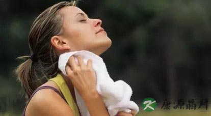 夏天出汗正常！但这个地方出汗可就要注意了！