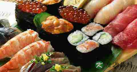 野外食物中毒怎么办