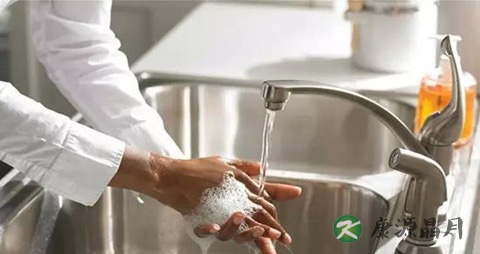 4岁小孩经常眨眼睛是什么原因