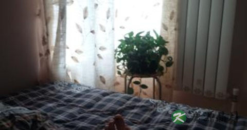 47岁早上起床头晕恶心是怎么回事