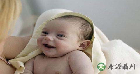 婴儿大便绿色怎么回事